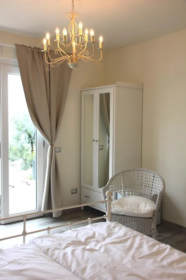 Couette-café Bed and Breakfast Oliveto à Limone sul Garda