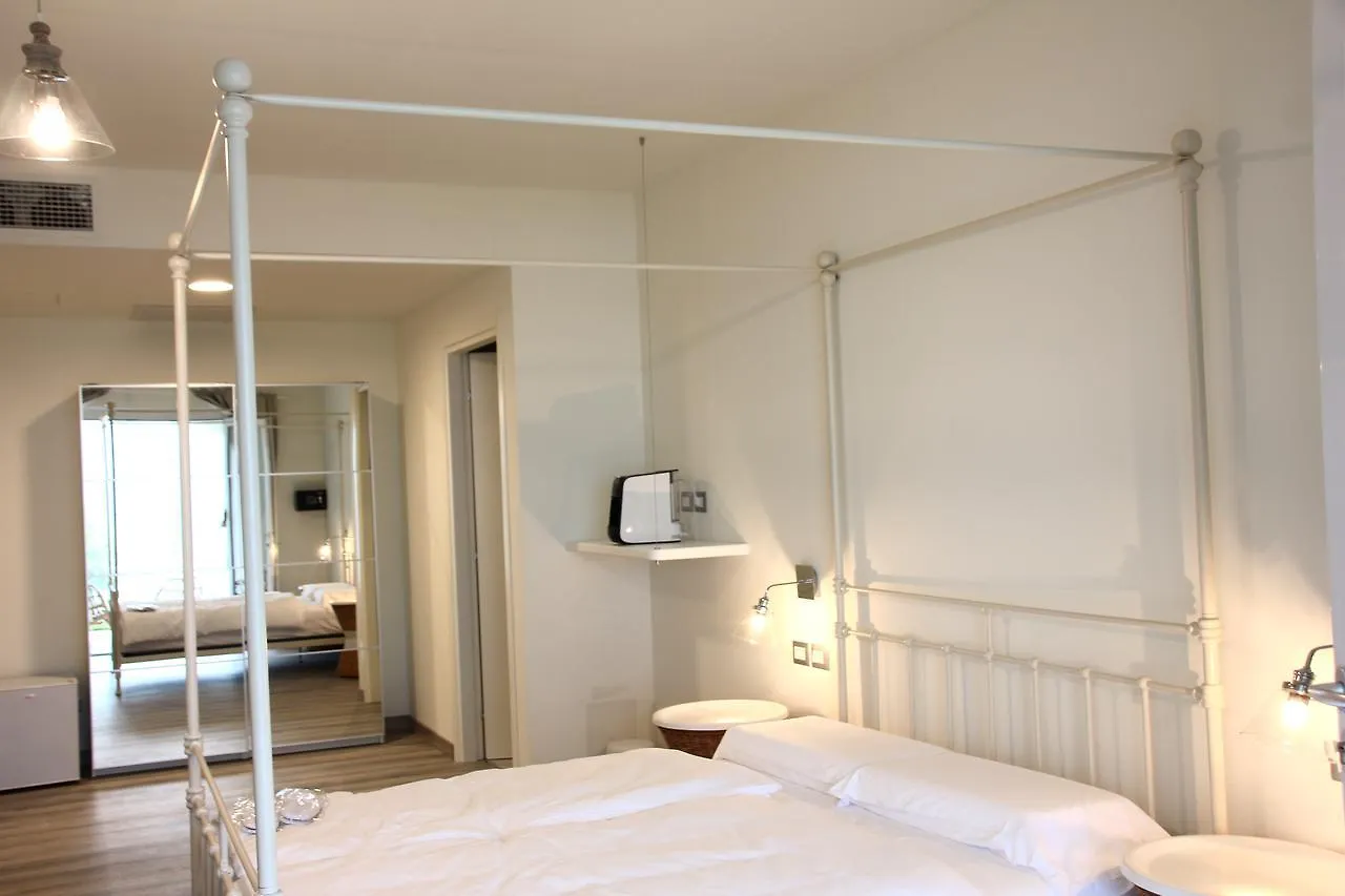 Oliveto Bed & Breakfast Limone sul Garda